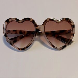 Heart Tortoise Shell Sunglasses